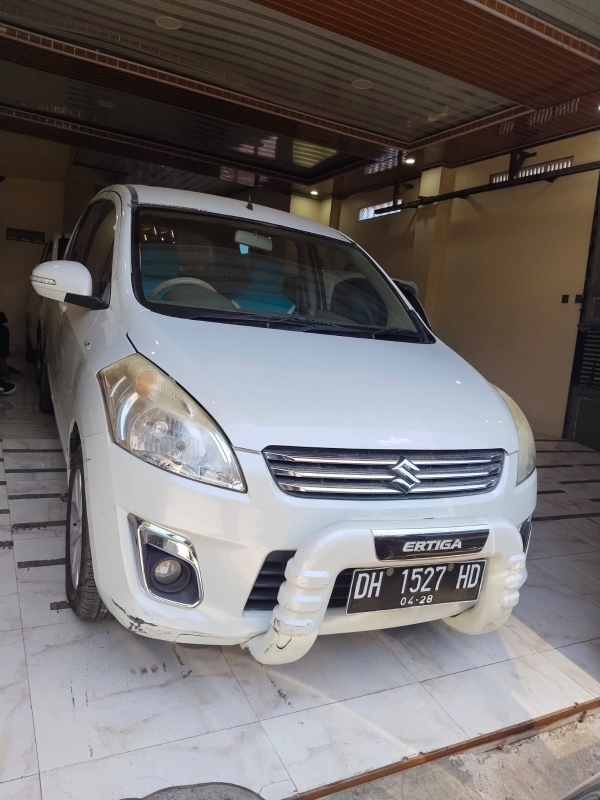 06 Suzuki Ertiga GL Tahun 2014